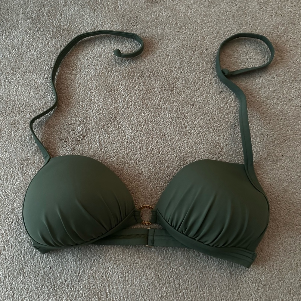 Venus Bikini Top